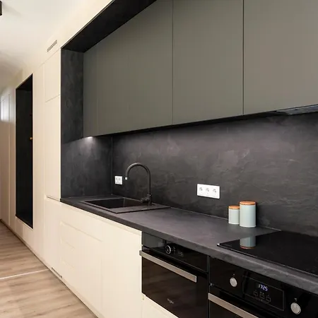 Fenyvesliget Балатонфеньвеш