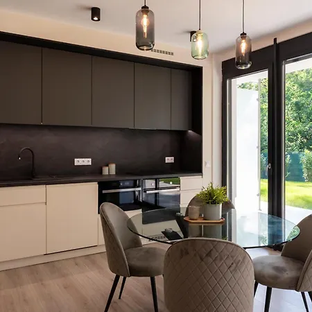 Fenyvesliget Apartman Balatonfenyves