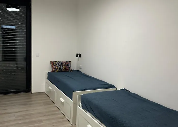 Fenyvesliget アパート *