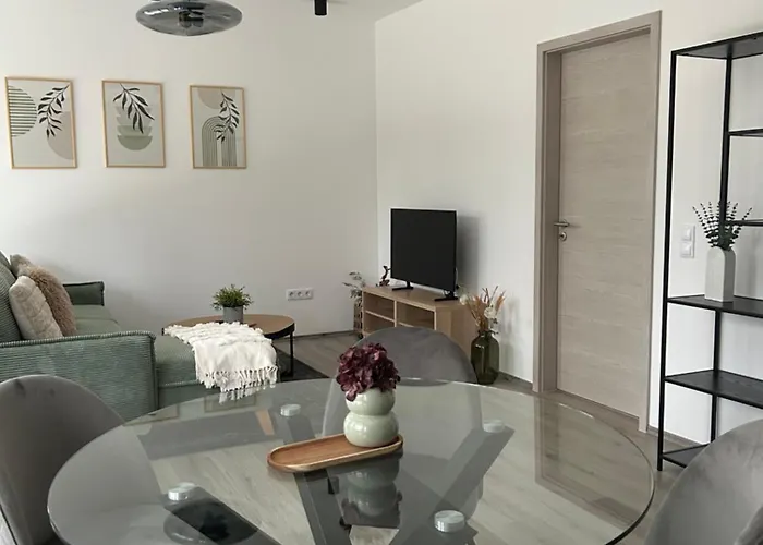 Fenyvesliget アパート バラトンフェニヴェシュ