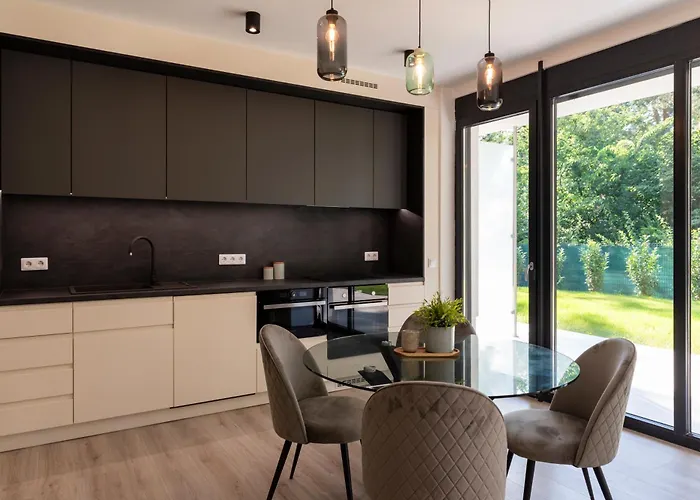 Fenyvesliget アパート バラトンフェニヴェシュ